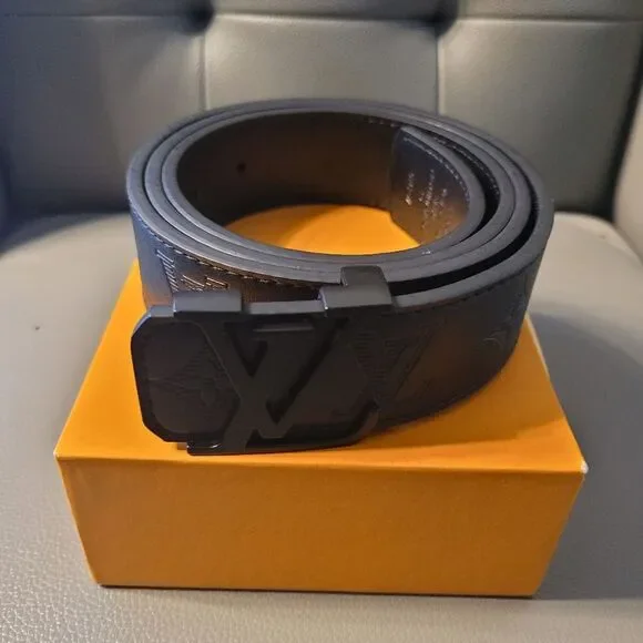 Authentic Louis Vuitton Monogram Black Belt 46/115 AC1425 - Picture 1 of 7